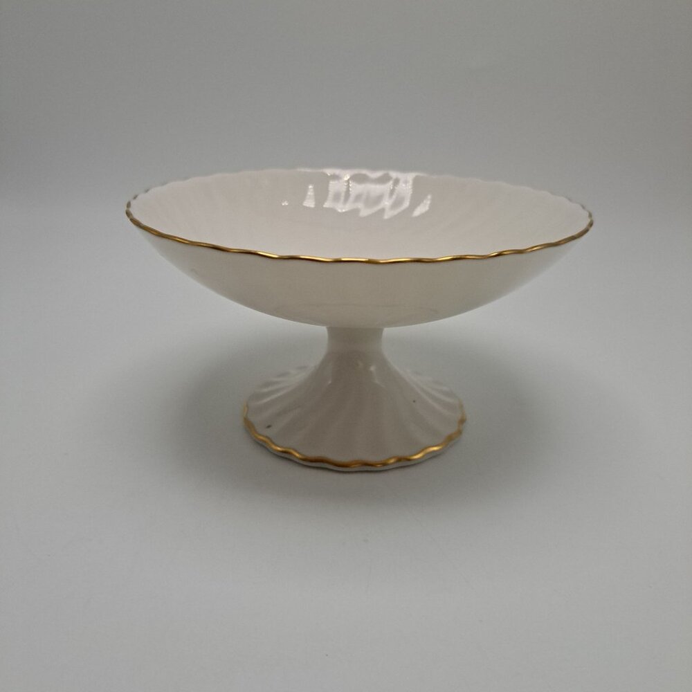 Syracuse Gallery Collection Pedestal Bowl With Gold Trim